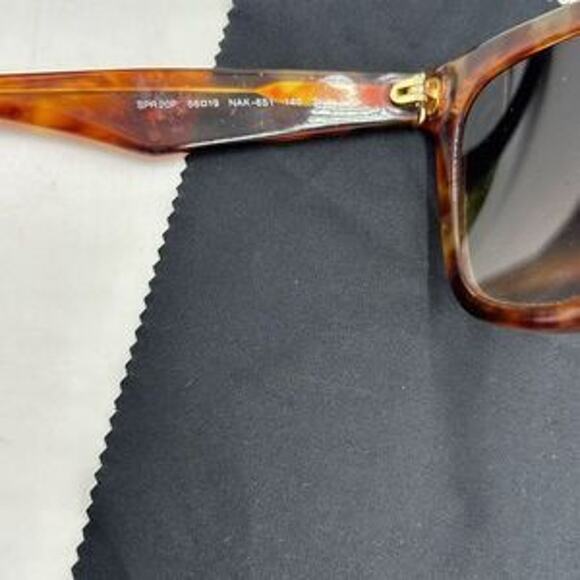 Women’s Prada retro tortoiseshell sunglasses made in Italy - Picture 2 of 9